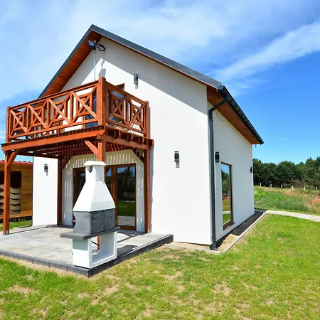 Comfortable Home, Sauna Hot Tub Included *