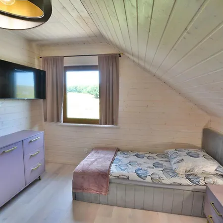 Comfortable Home, Sauna Hot Tub Included Casa vacanze